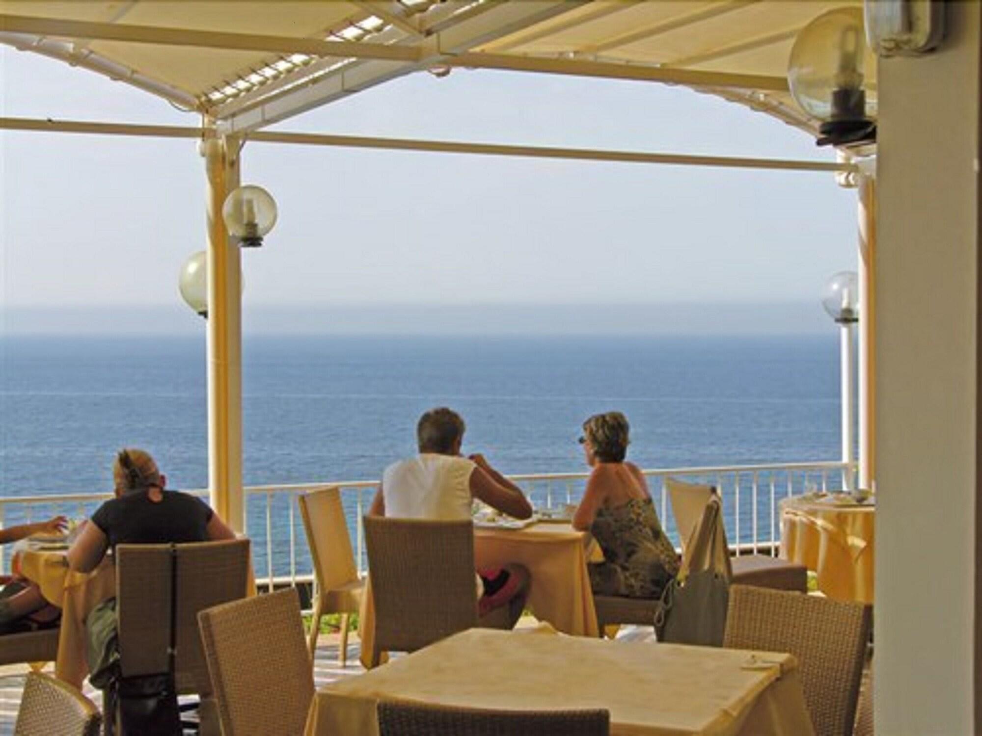 Mangia'S Torre Del Barone Resort Sciacca Kültér fotó